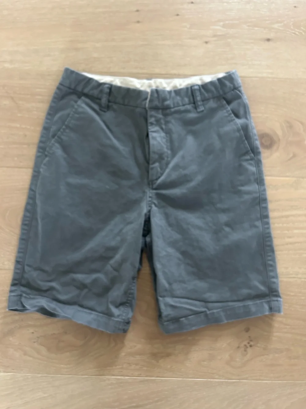 GAP Kids Gray Chino Shorts Size 18
